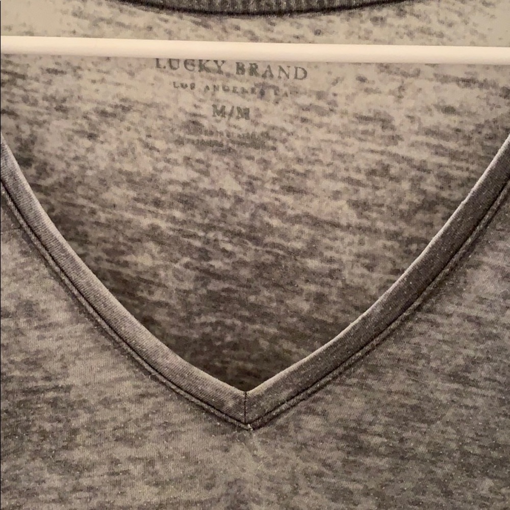 Basic tee - Picture 2 of 2